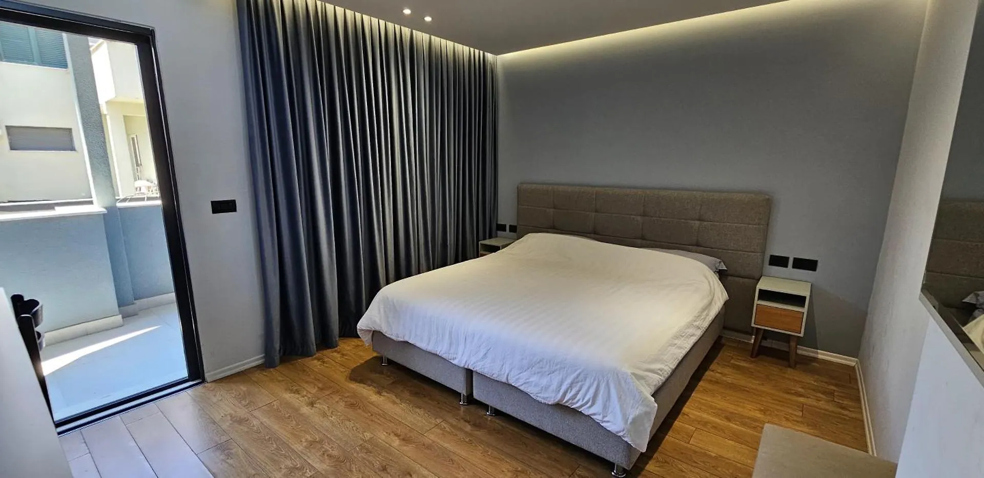 Vila-Amo Tirana Center Apartamento